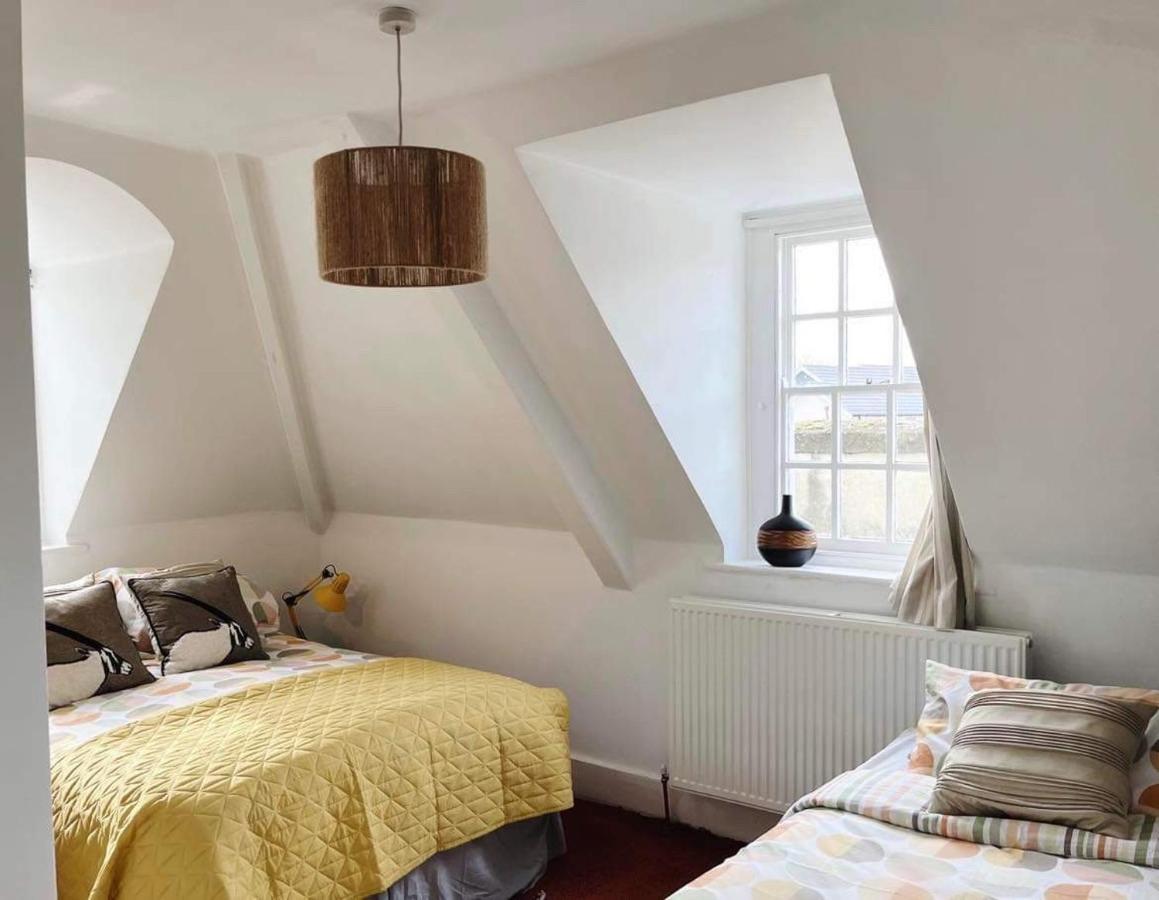 4 Bed Loft Apartment Overlooking Historic Town Trowbridge Eksteriør bilde